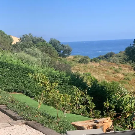 Otel Azur, Amazing Sea Views, Heated Pool 4*