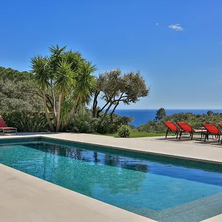 Otel Azur, Amazing Sea Views, Heated Pool